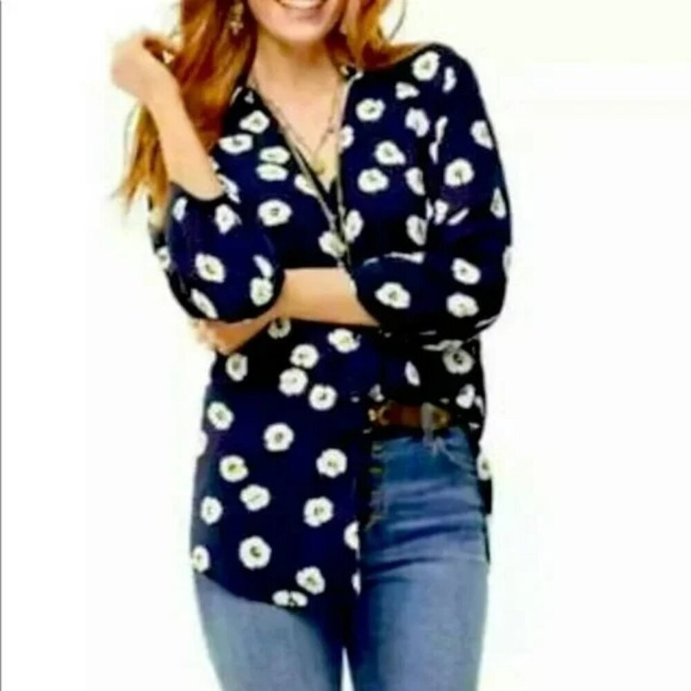CABI Go To Button Up Blouse Blue & White Floral Print Sz M #5705 EUC